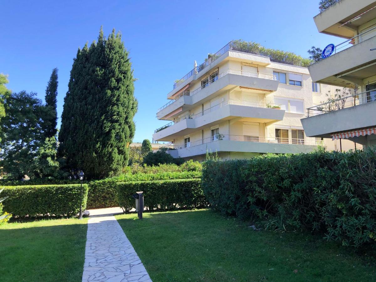 Appartamento Un Nid A Saint Tropez Esterno foto